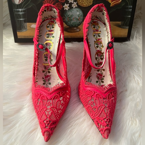 Gucci Lace Pizzo Venice soft Pump - Pink - Picture 1 of 15